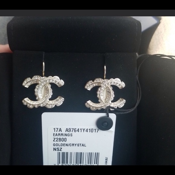 Chanel XL Gold Crystal Earrings - Picture 7 of 7